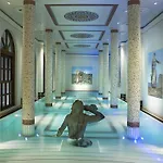 Palazzo Manzi Terme & Hotel 5*