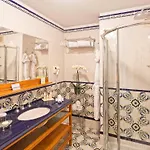 מלון Palazzo Manzi Terme & 5*