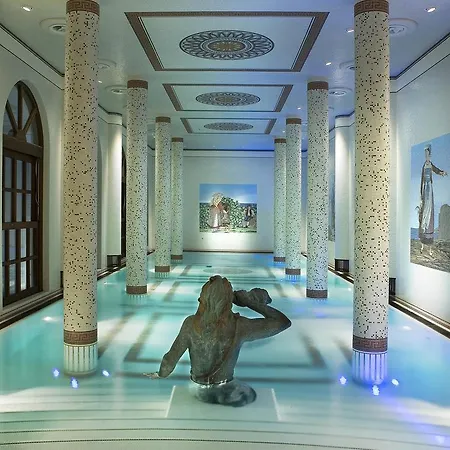 Palazzo Manzi Terme & Otel 5*