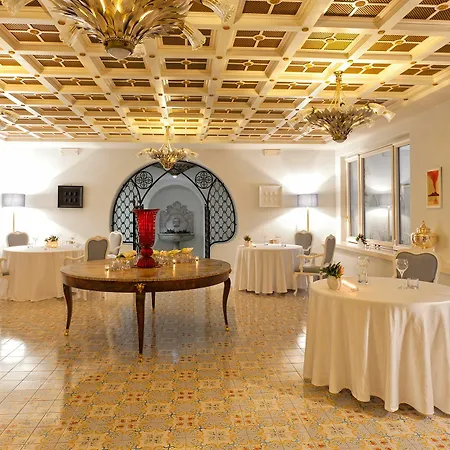 Palazzo Manzi Terme & Otel 5*