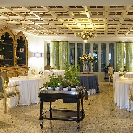 호텔 Manzi & 카사밋쵸라테르메