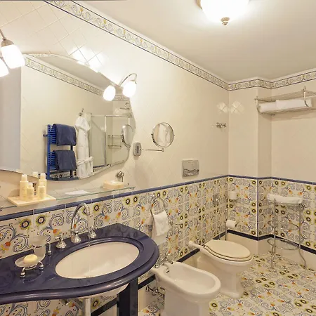 Manzi & 5* Ischia