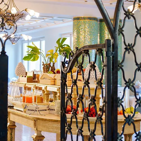 Manzi & Hotel Ischia