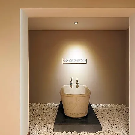 Palazzo Manzi Terme & Otel 5*