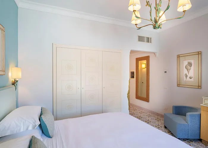 Palazzo Manzi Terme & 5*