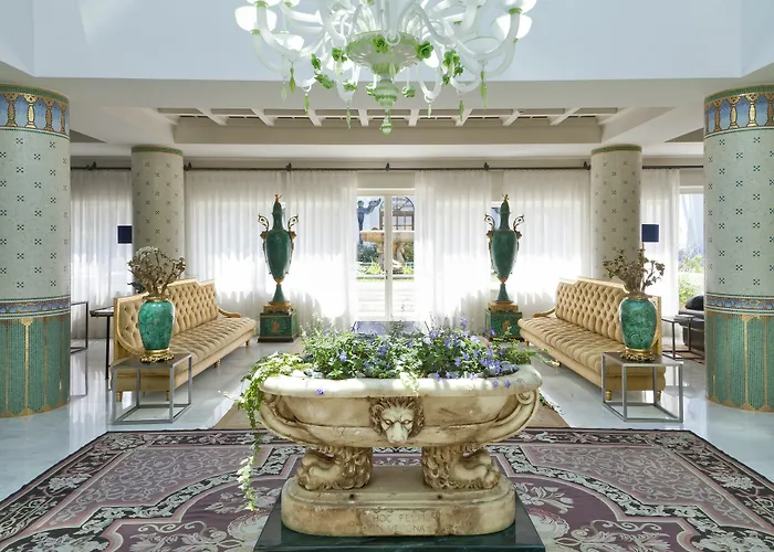 Palazzo Manzi Terme & 호텔