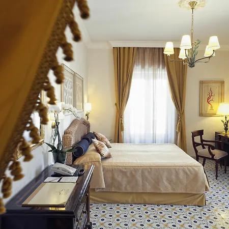 Отель Palazzo Manzi Terme & 5*