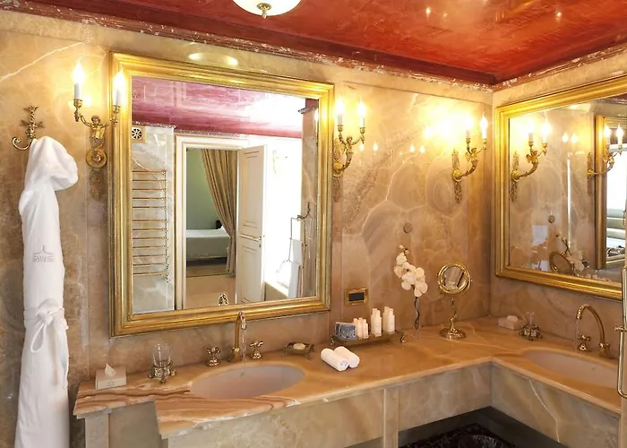 酒店 Palazzo Manzi Terme & 5*