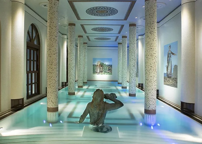 Palazzo Manzi Terme & 酒店 5*